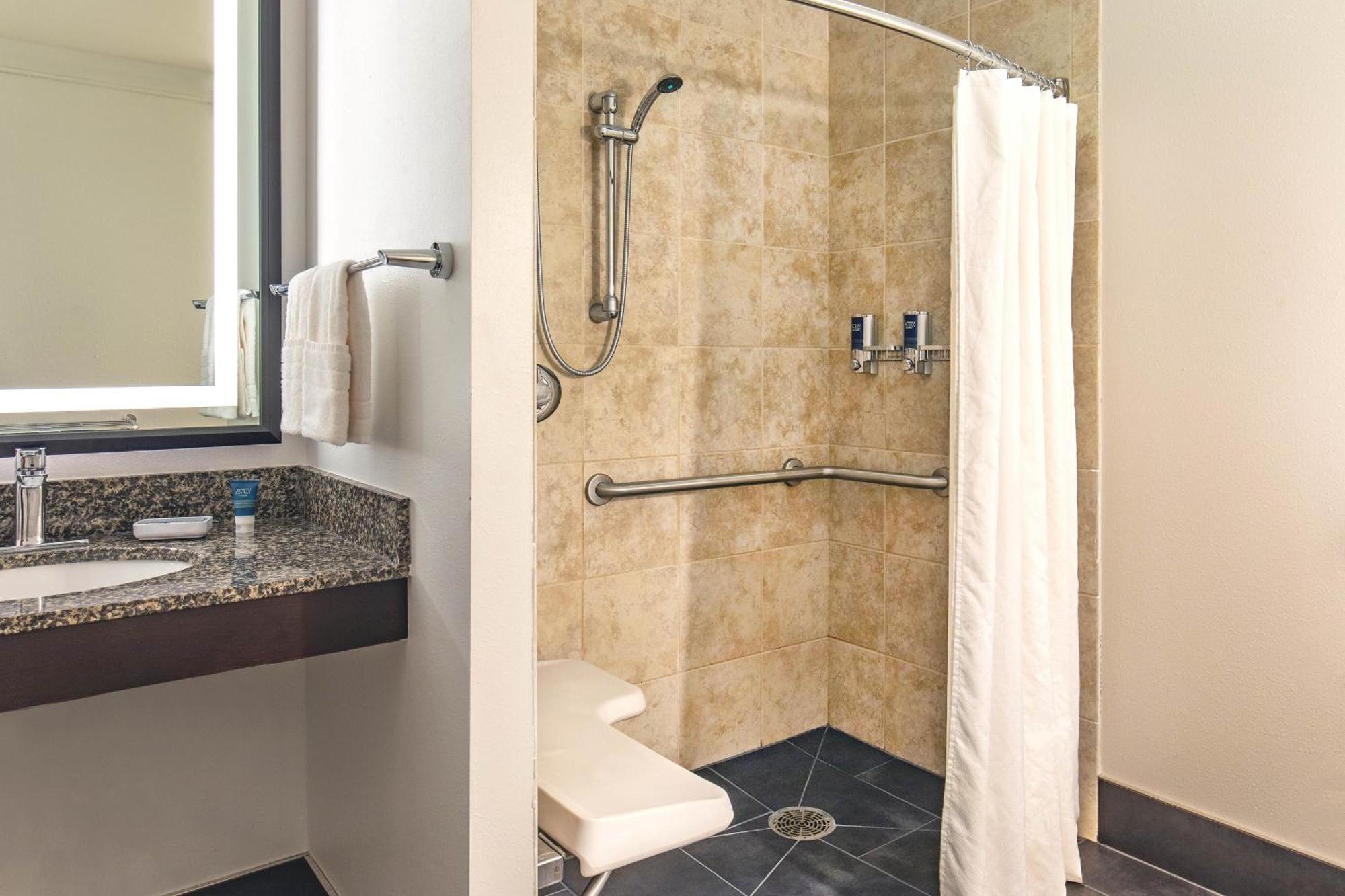 Four Points By Sheraton Kalamazoo Exterior foto